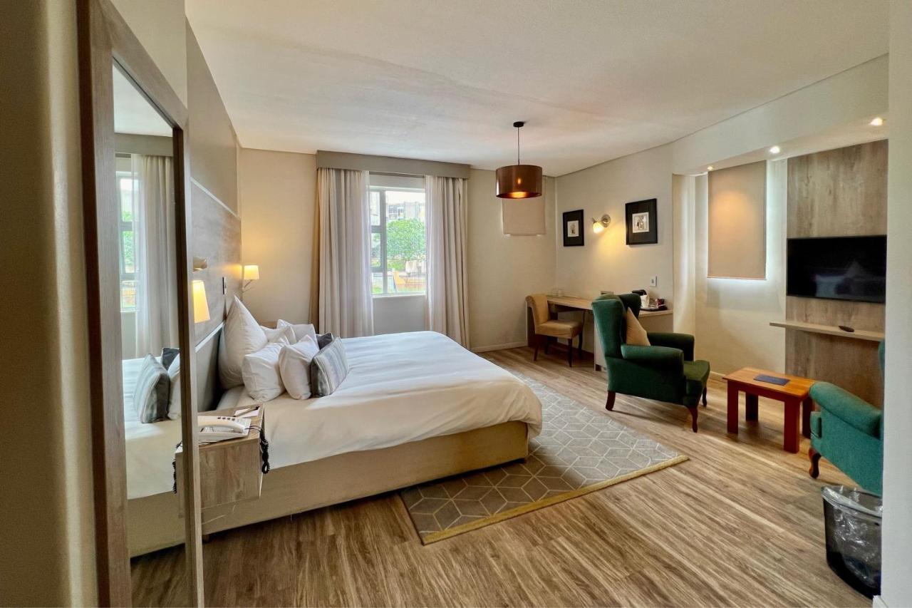 Protea Hotel By Marriott Windhoek Furstenhof Zewnętrze zdjęcie