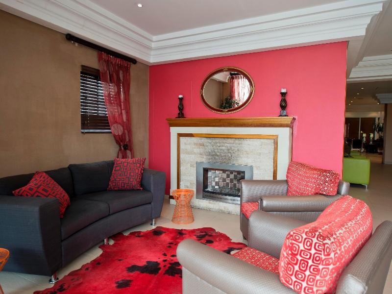 Protea Hotel By Marriott Windhoek Furstenhof Zewnętrze zdjęcie