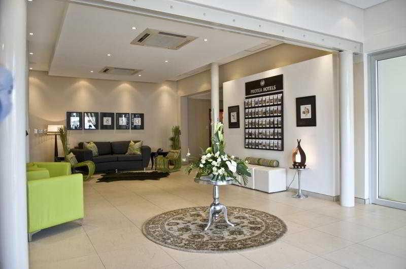 Protea Hotel By Marriott Windhoek Furstenhof Zewnętrze zdjęcie